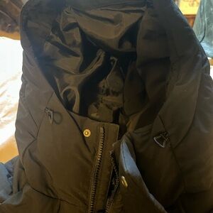 Condition: Excellent used condition.
Size: Men’s Large